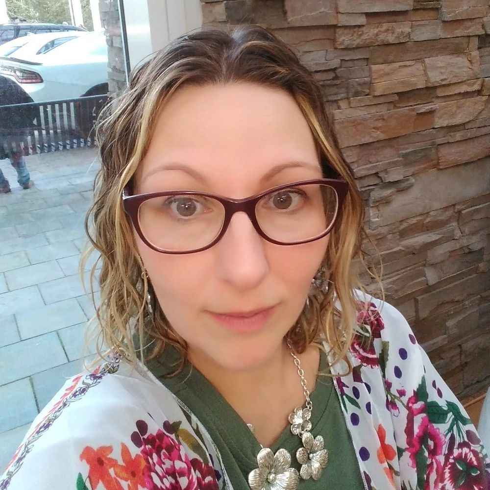 Meet your Posher, Lori